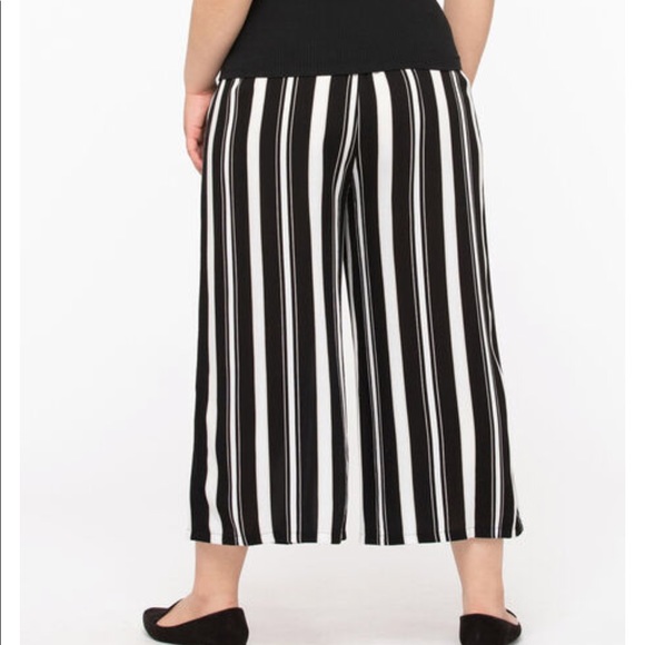 Plus Sz 16 Stripe Wide Leg Cropped Pant - Picture 6 of 7
